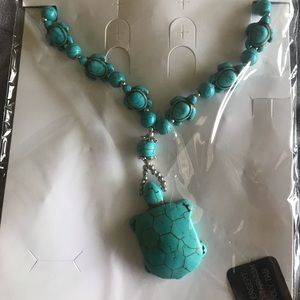 3/$20  NWOT Turquoise & Silver Sea Turtle 🐢 16” Necklace